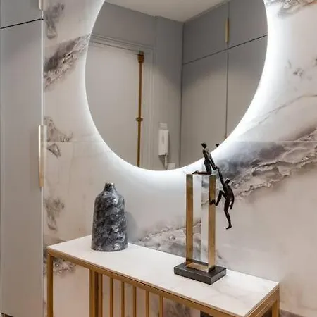Neuilly/paris :magnifique 4p Appartement *