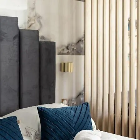 Apartment Neuilly/paris :magnifique 4p *